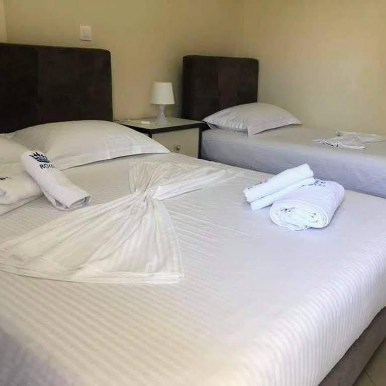 Himara Royal Hotel Himare Exterior foto